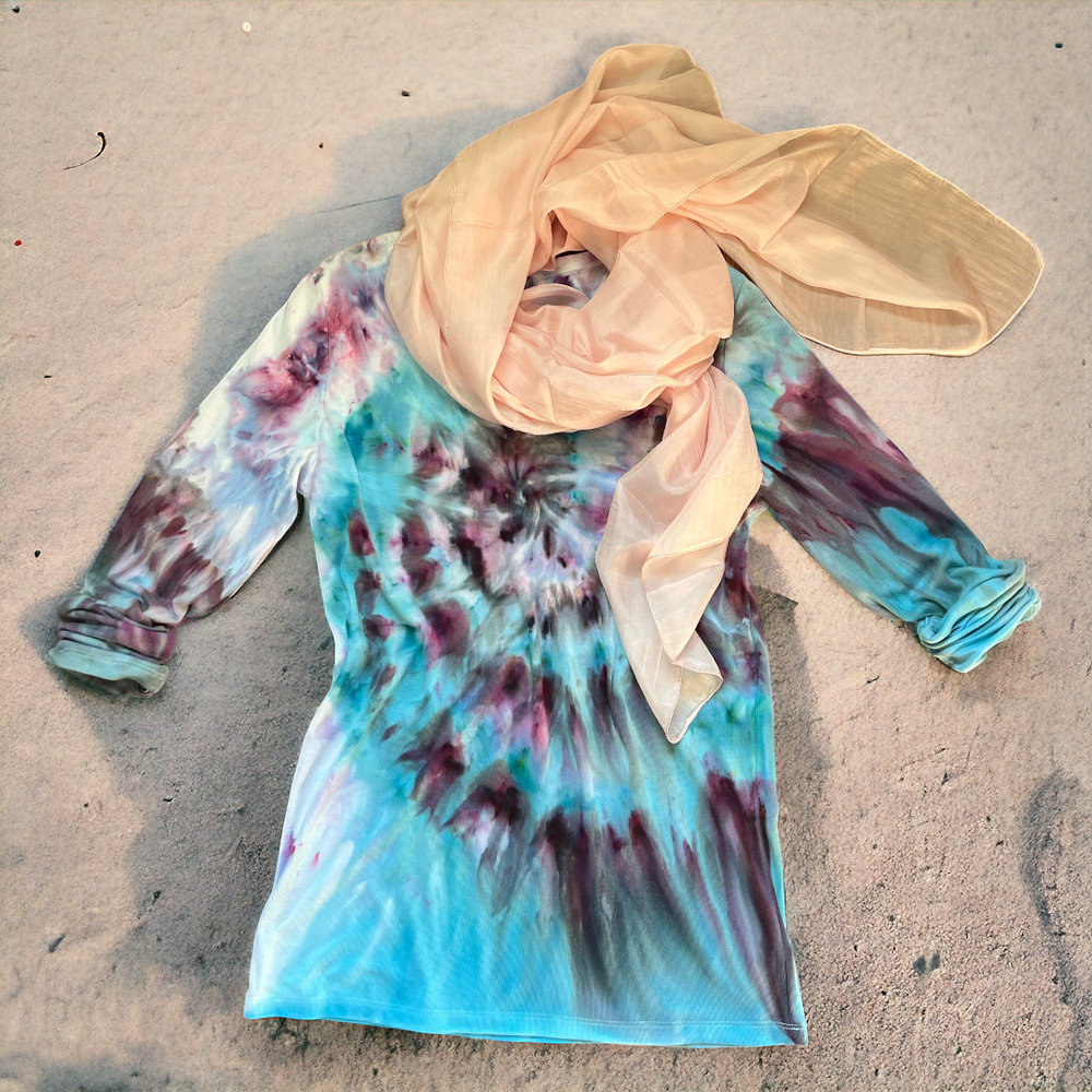 Gap Hand Tie Dyed Women's Blue Long Sleeves Top Size L | Gift For Her | T-Shirt To Dress It Up And Down | Unique Gift For Stylish Ladies | Main Image