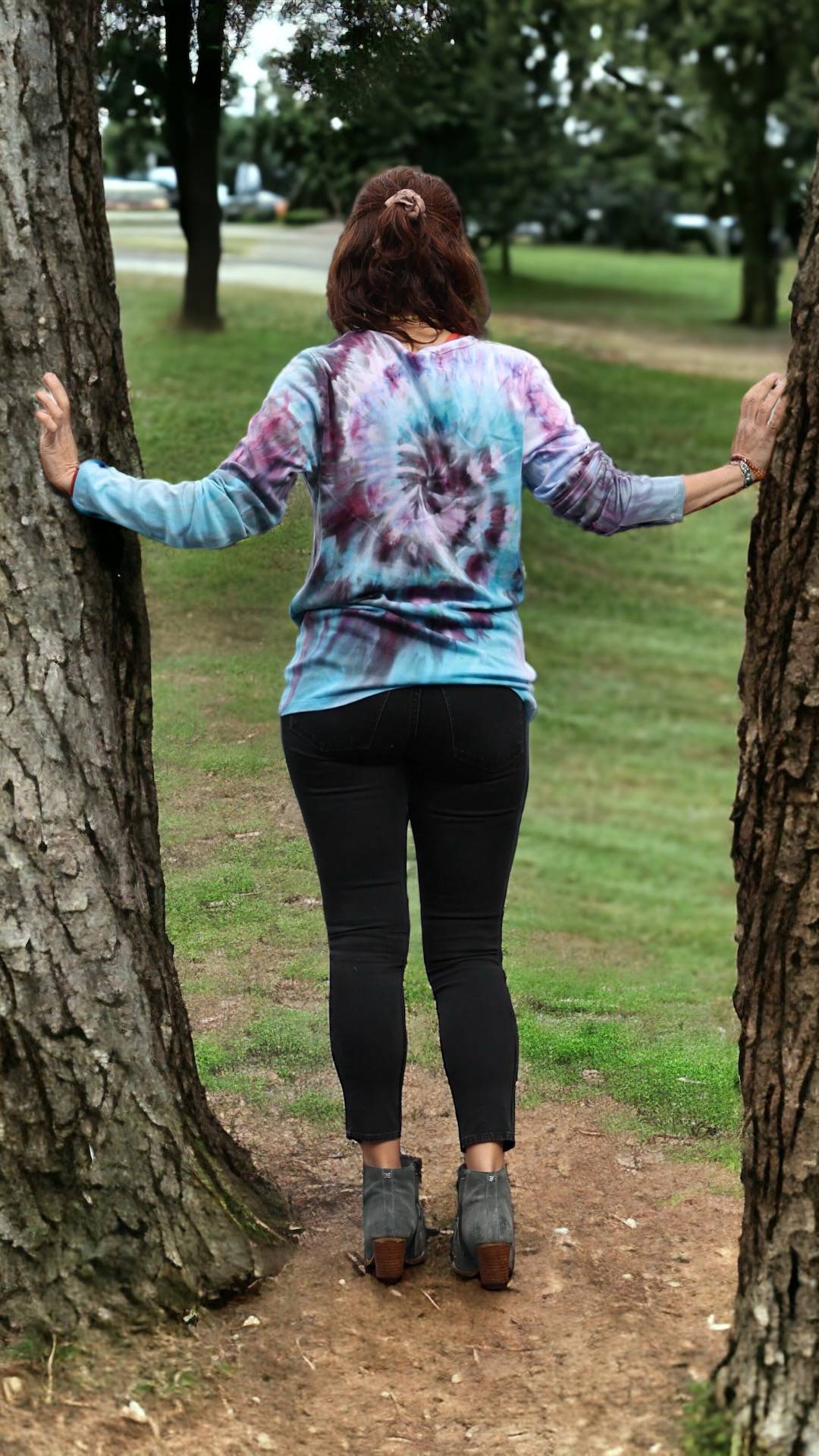 
                  
                    Gap Hand Tie Dyed Women's Blue Long Sleeves Top Size L | Gift For Her | T-Shirt To Dress It Up And Down | Unique Gift For Stylish Ladies | Model Between Trees
                  
                